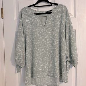 Papermoon Blouse;Size Large  LIKE NEW